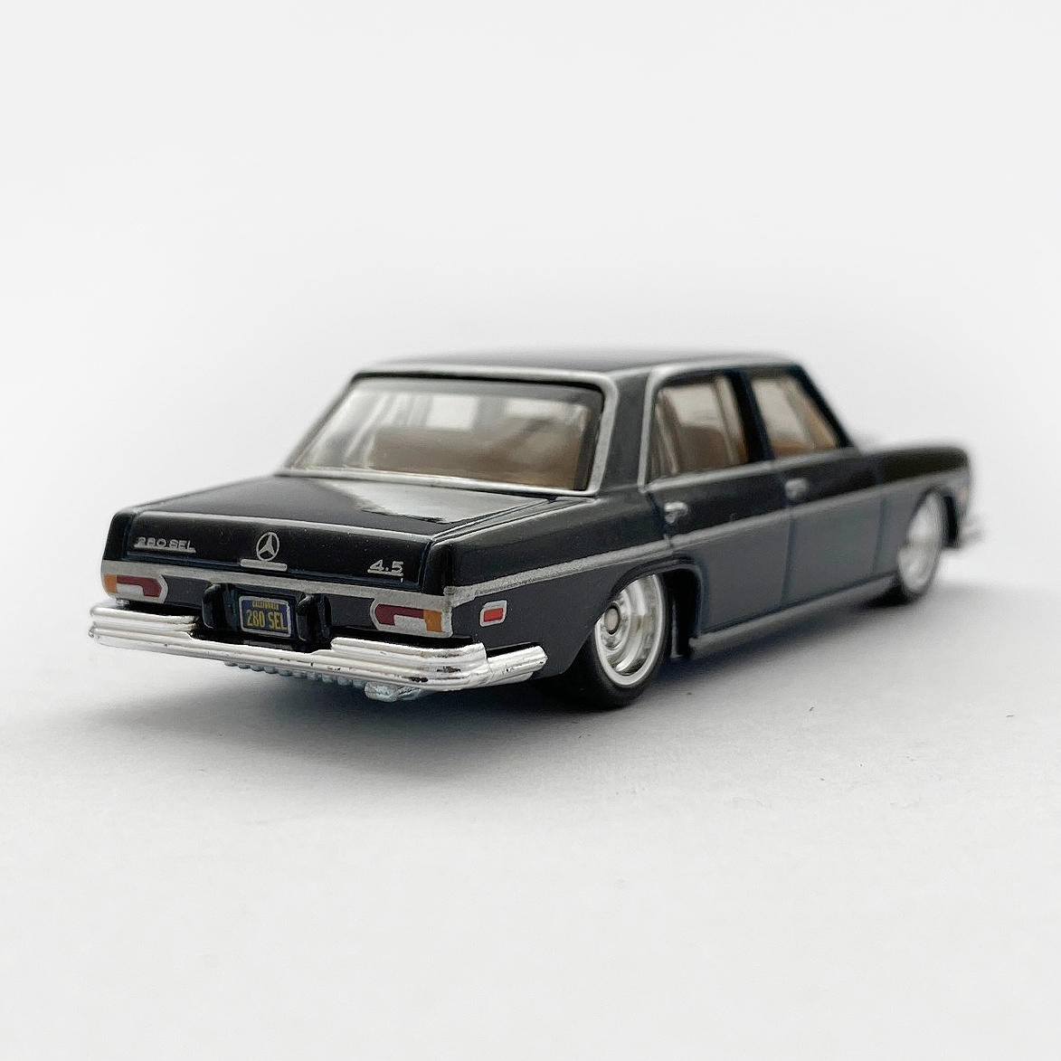 72 MERCEDES-BENZ 280 SEL 4.5 - 増えすぎたミニカーに愛を捧ぐ