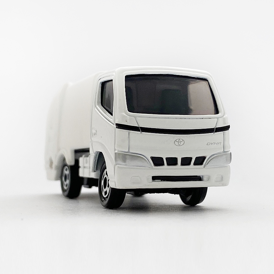 TOYOTA DYNA REFUSE TRUCK (WHITE TOMICA ver.) - 増えすぎた