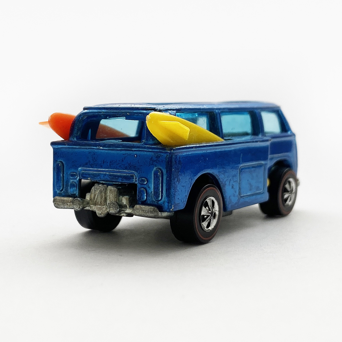 BEACH BOMB - 増えすぎたミニカーに愛を捧ぐ