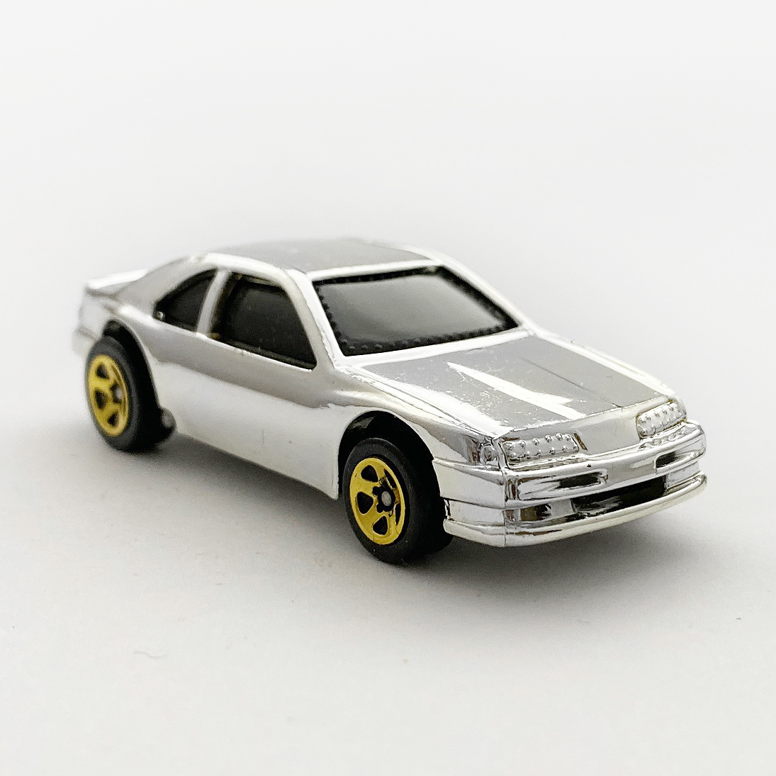 T-Bird Stocker - 増えすぎたミニカーに愛を捧ぐ