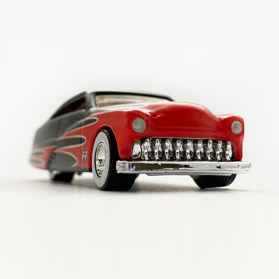 Hot Wheels パープルパッション 1951年マーキュリー カスタムカー Hot