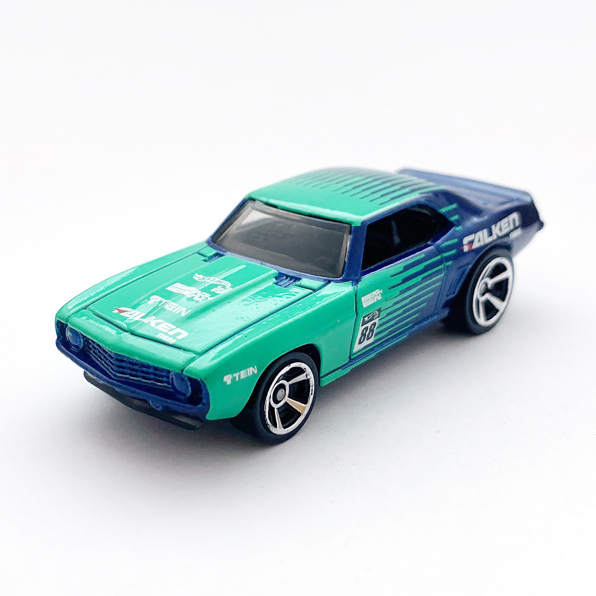 69 COPO CAMARO - 増えすぎたミニカーに愛を捧ぐ