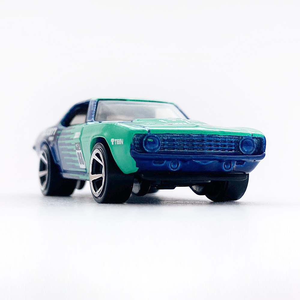 69 COPO CAMARO - 増えすぎたミニカーに愛を捧ぐ