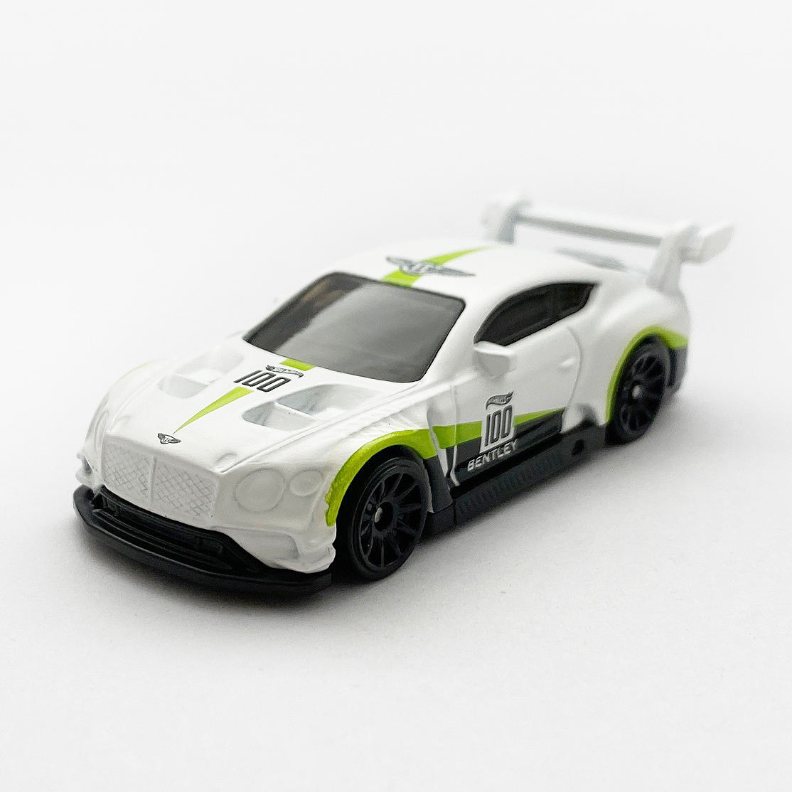 1/18 Bentley Continental GT3-R ホワイト 1/18 Bentley Continental GT3-R ホワイト