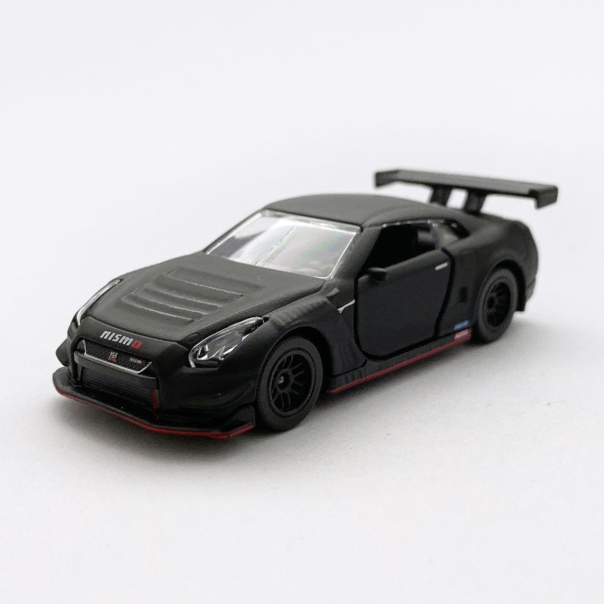 NISSAN GT-R NISMO GT3 - 増えすぎたミニカーに愛を捧ぐ