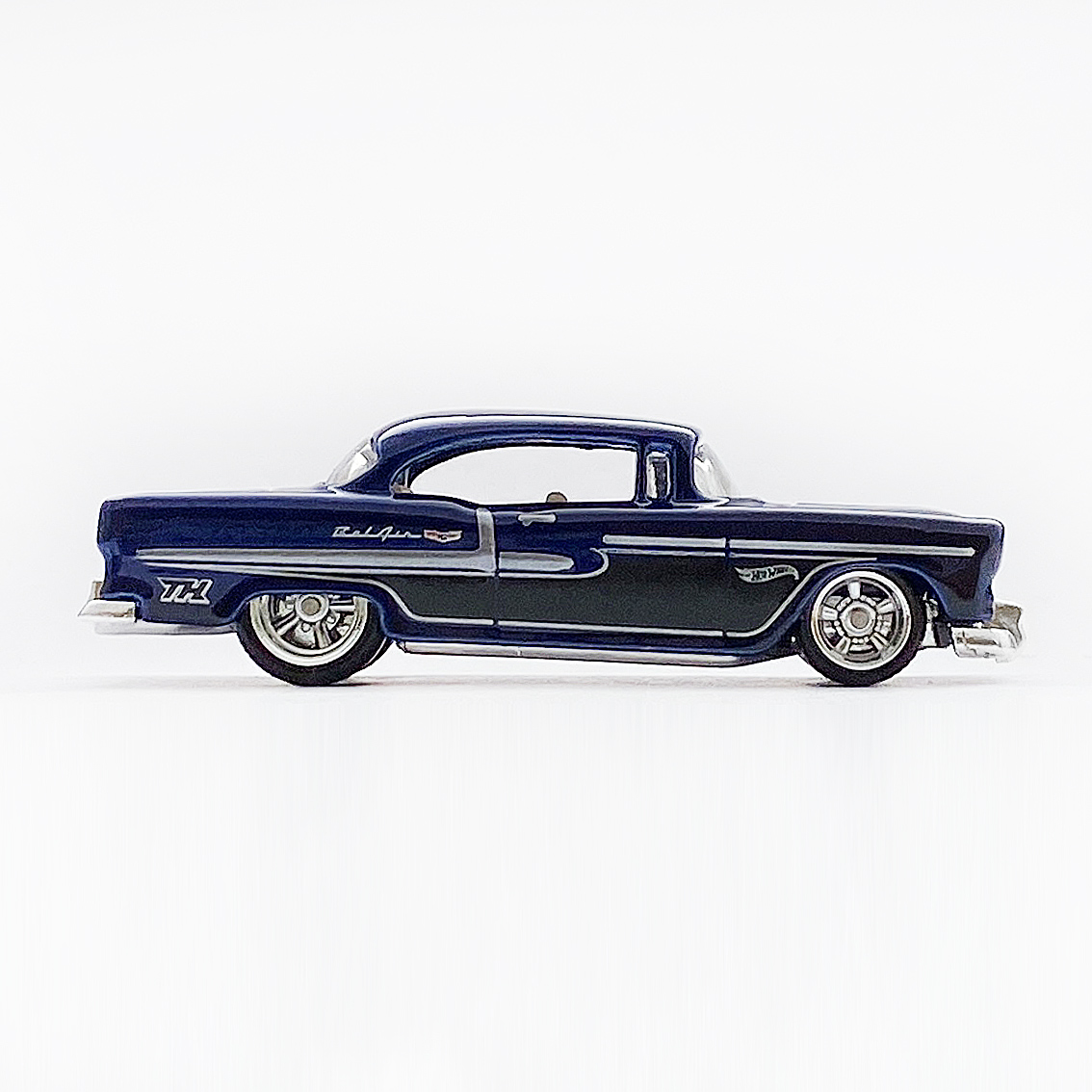55 CHEVY - 増えすぎたミニカーに愛を捧ぐ