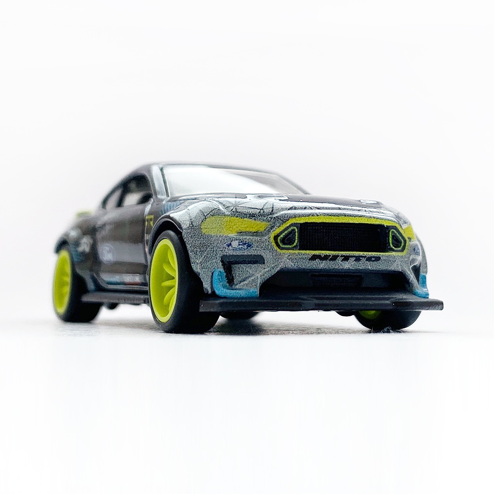一番の 20 増えすぎたミニカーに愛を捧ぐ - 5 SPEC RTR MUSTANG FORD オフィシャルグッズ