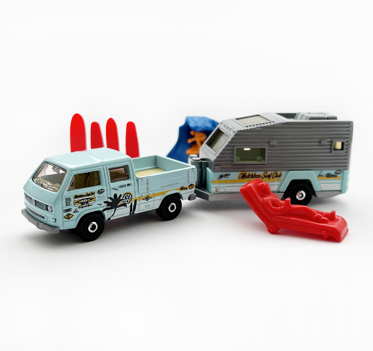 VOLKSWAGEN TRANSPORTER CAB & TRAVEL TRAILER II - 増えすぎた