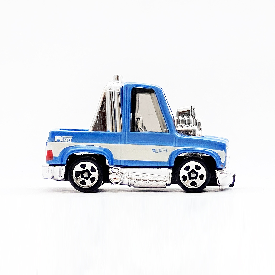アニメキャラクター付きトラックミニカー Amazon | Maisto 1/64 エリート トランスポート ミニカー ダイ