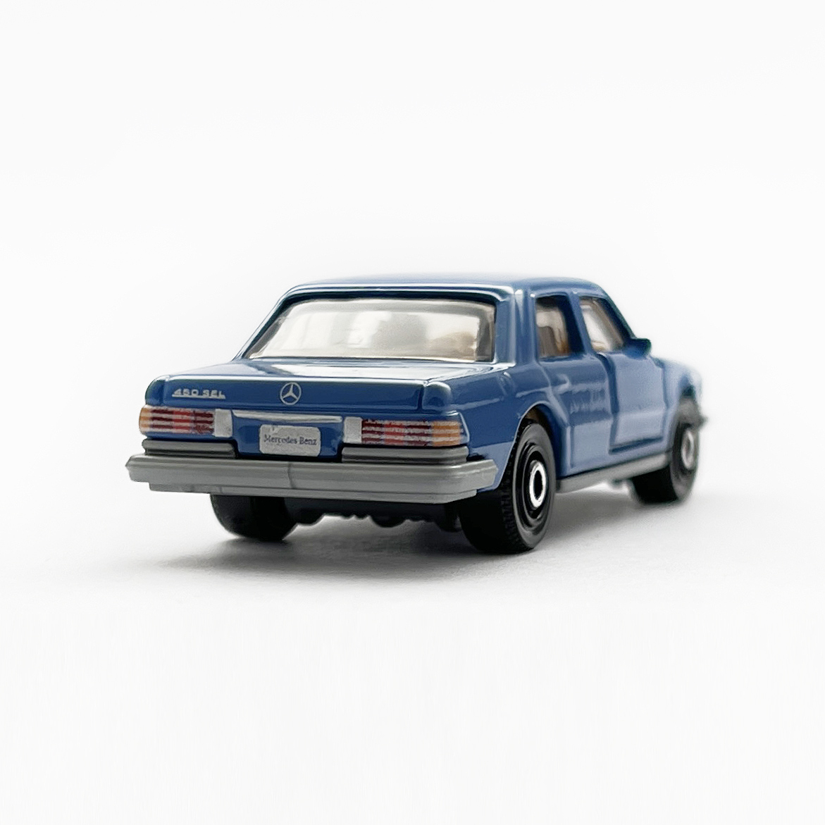 1980 MERCEDES-BENZ 450 SEL - 増えすぎたミニカーに愛を捧ぐ