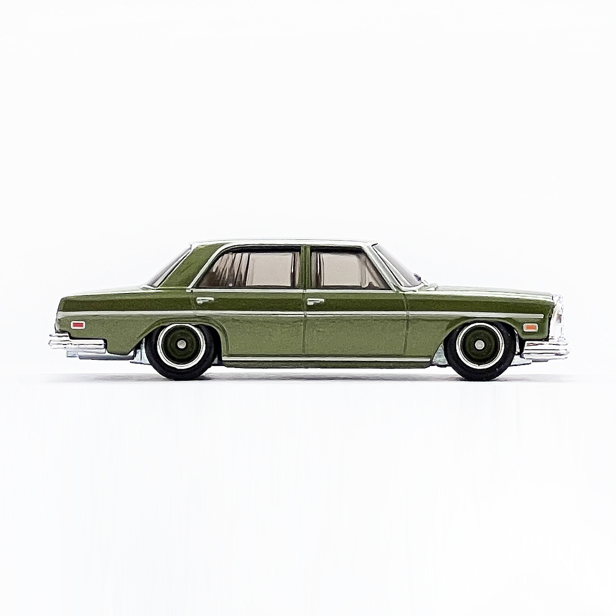 2台セット　ホットウィール　'72 メルセデス ベンツ 280 SEL 4.5 72 MERCEDES-BENZ 280 SEL 4.5のレビュー！メルセデスの高級車が