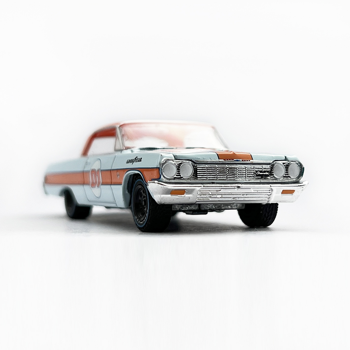 1964 CHEVROLET IMPALA SS - 増えすぎたミニカーに愛を捧ぐ