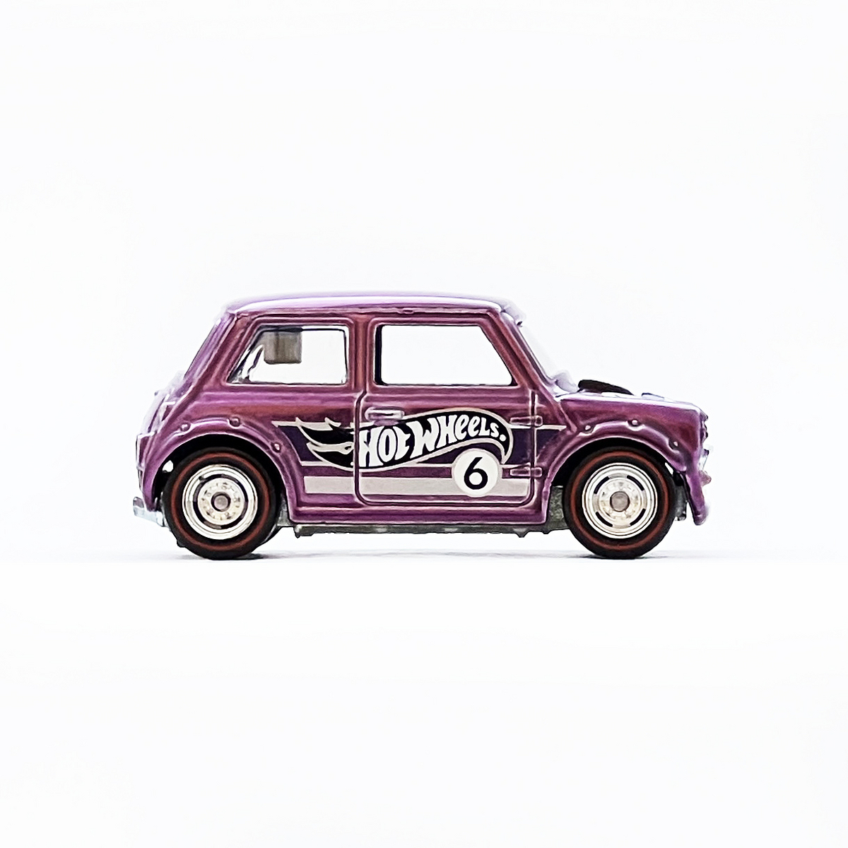 ミニカー Hot Wheels MORRIS MINI Amazon.co.jp: Hot Wheels Morris Mini Vehicle, Car Culture