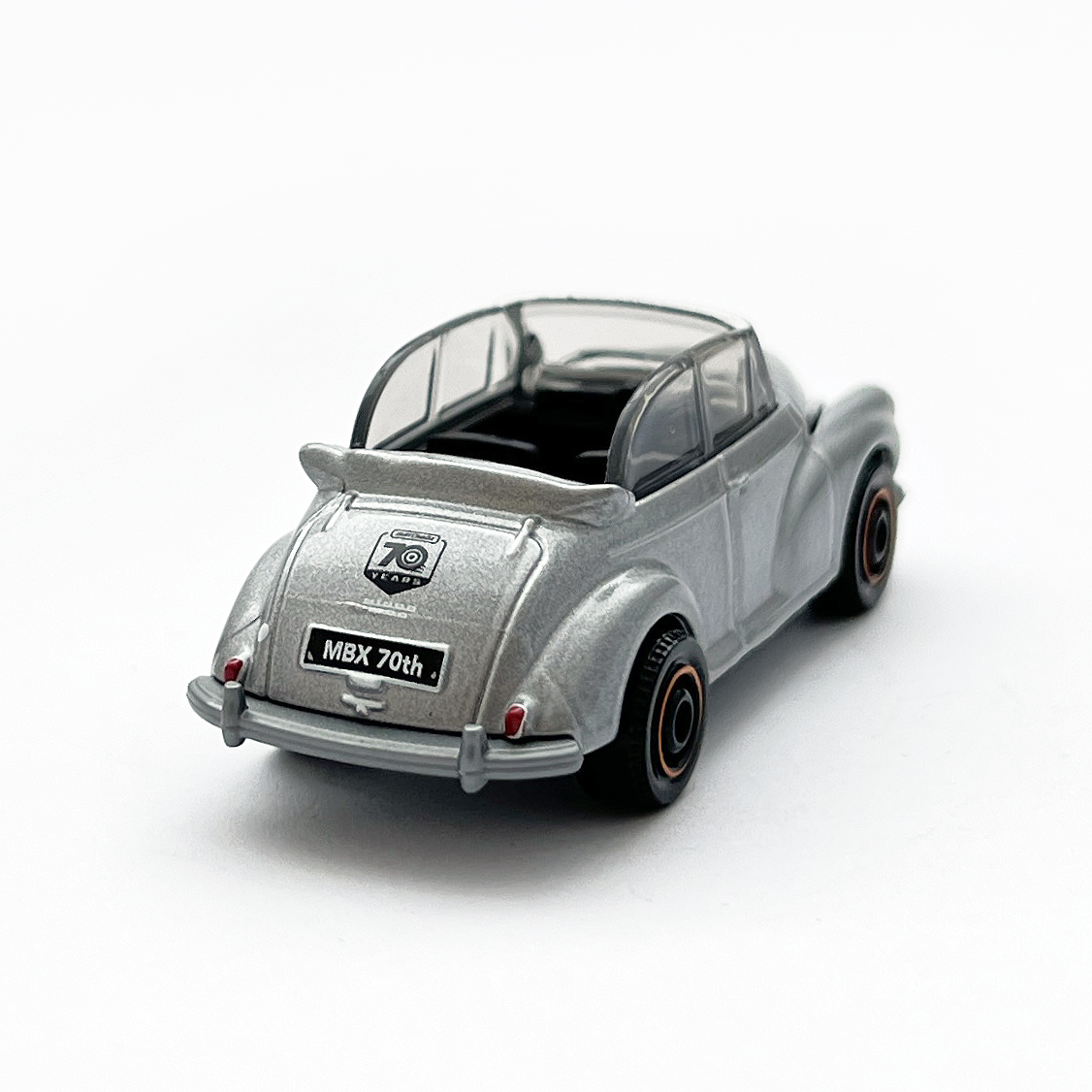 1956 MORRIS MINOR - 増えすぎたミニカーに愛を捧ぐ