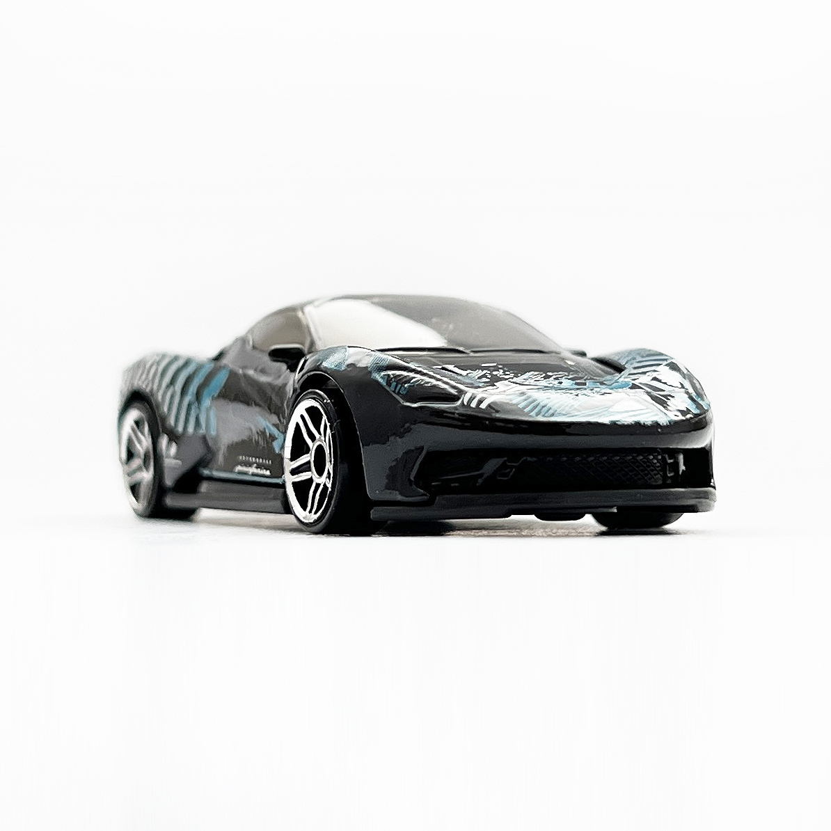 ホットウィール Automobili Pininfarina Battis Amazon.com: Hot Wheels Automobili Pininfarina Battista, HW