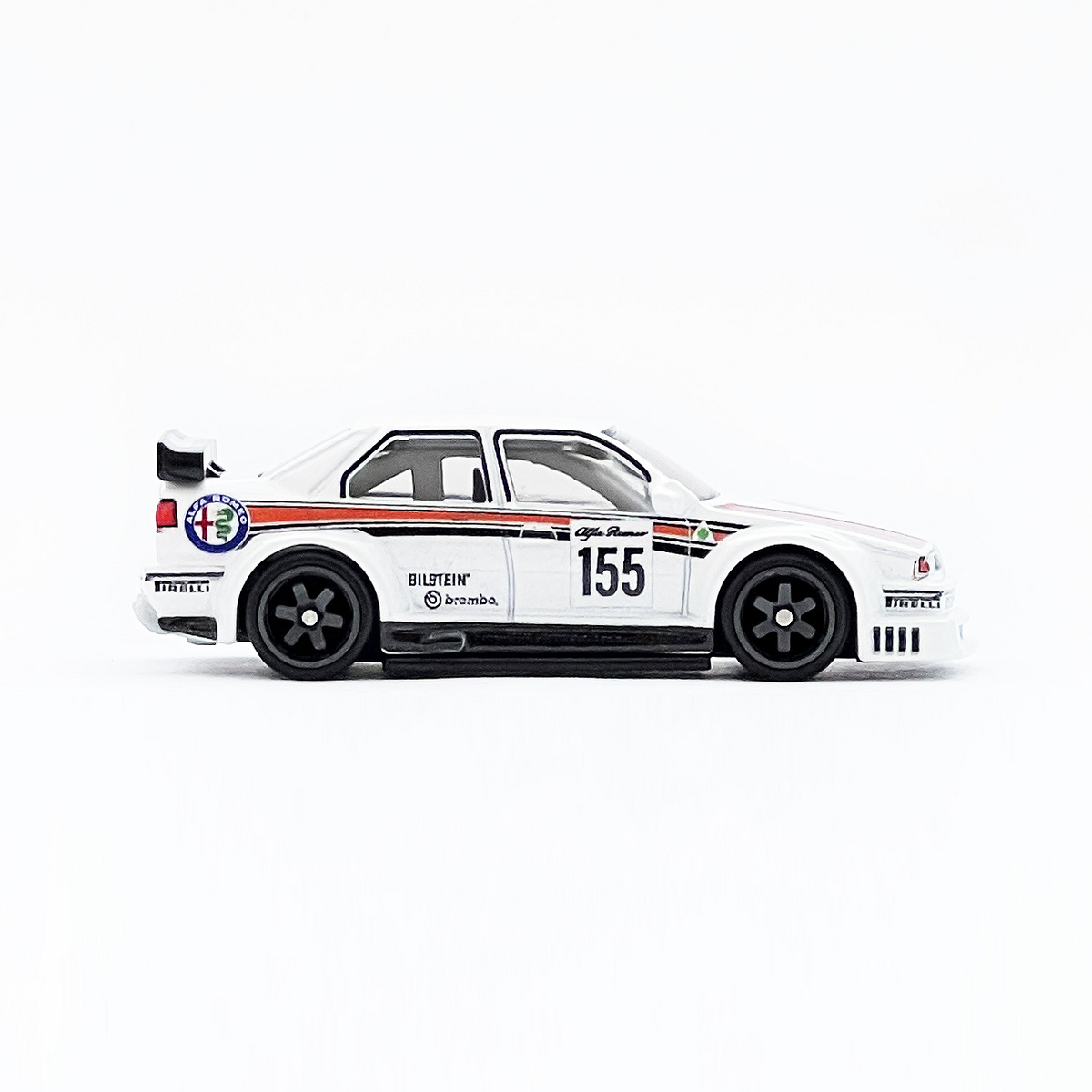 【ミニカー 美品】ミニチャンプス 1/18 アルファロメオ 155 V6 TI ミニカー 美品】ミニチャンプス 1/18 アルファロメオ 155 V6 TI
