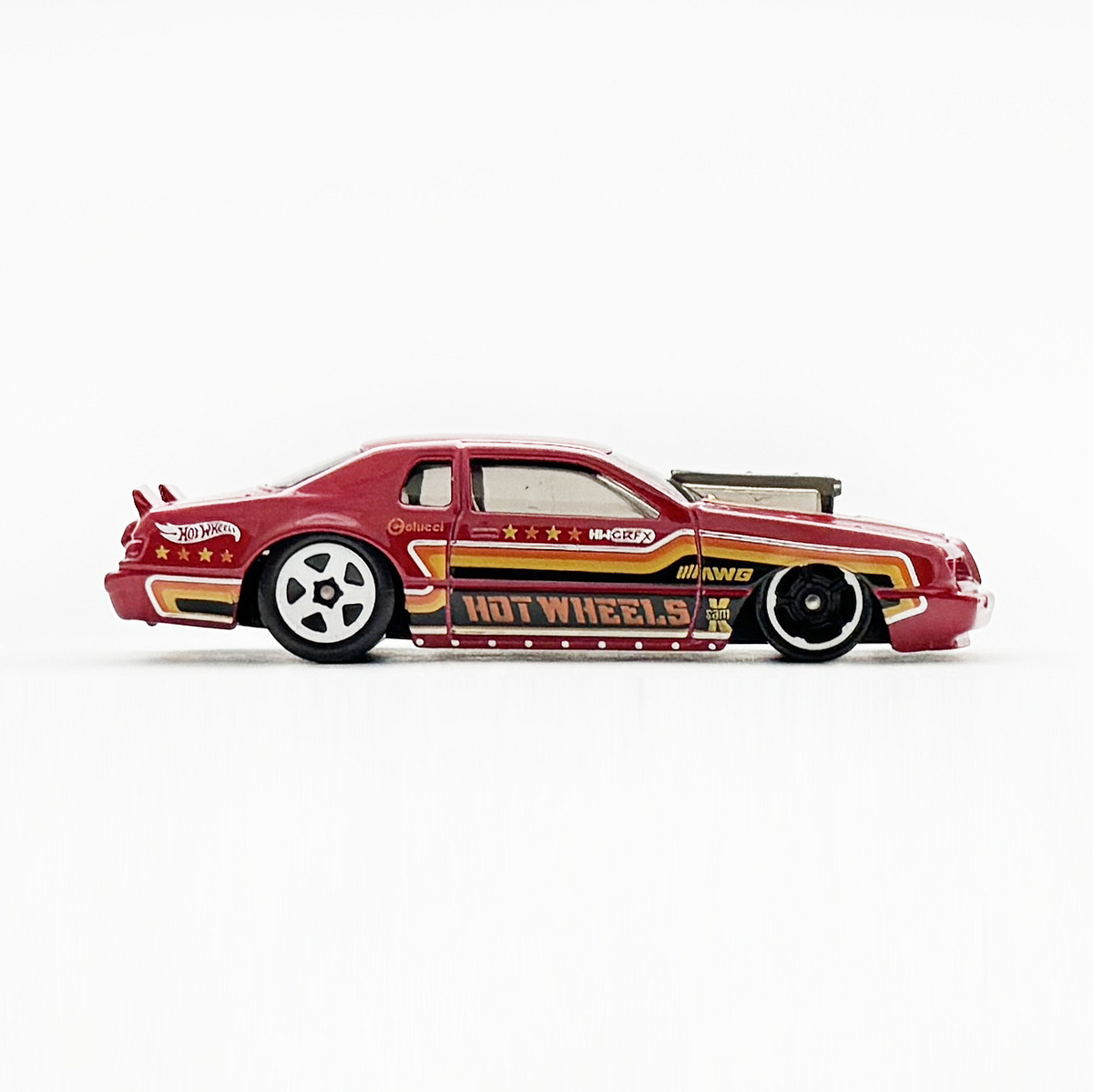 86 FORD THUNDERBIRD PRO STOCK - 増えすぎたミニカーに愛を捧ぐ