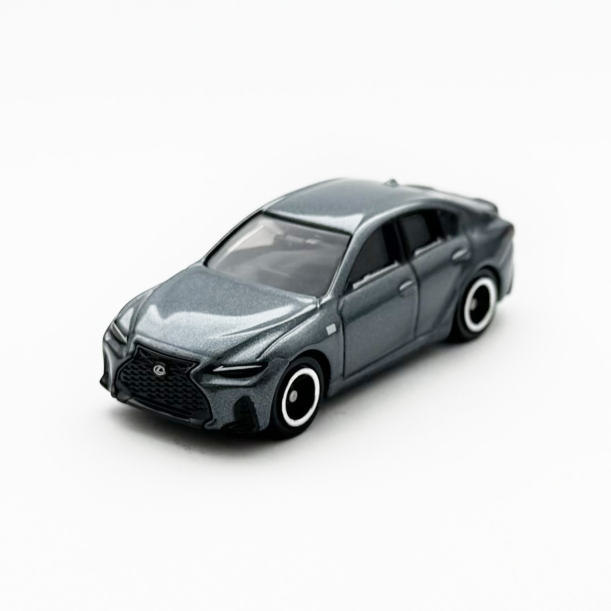 LEXUS IS 350 F SPORT - 増えすぎたミニカーに愛を捧ぐ