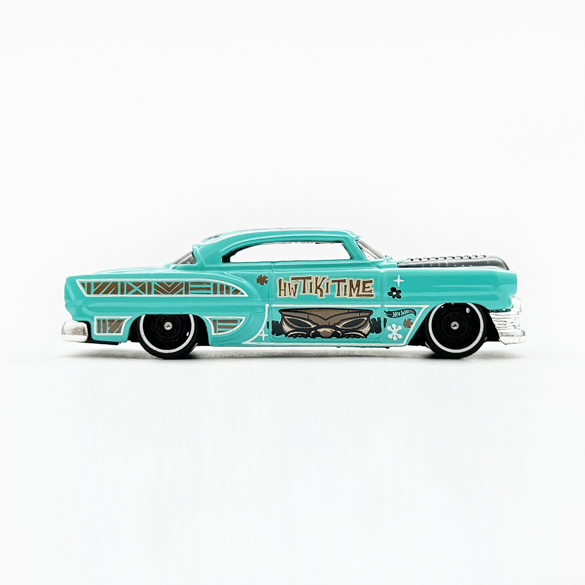 CUSTOM '53 CHEVY - 増えすぎたミニカーに愛を捧ぐ