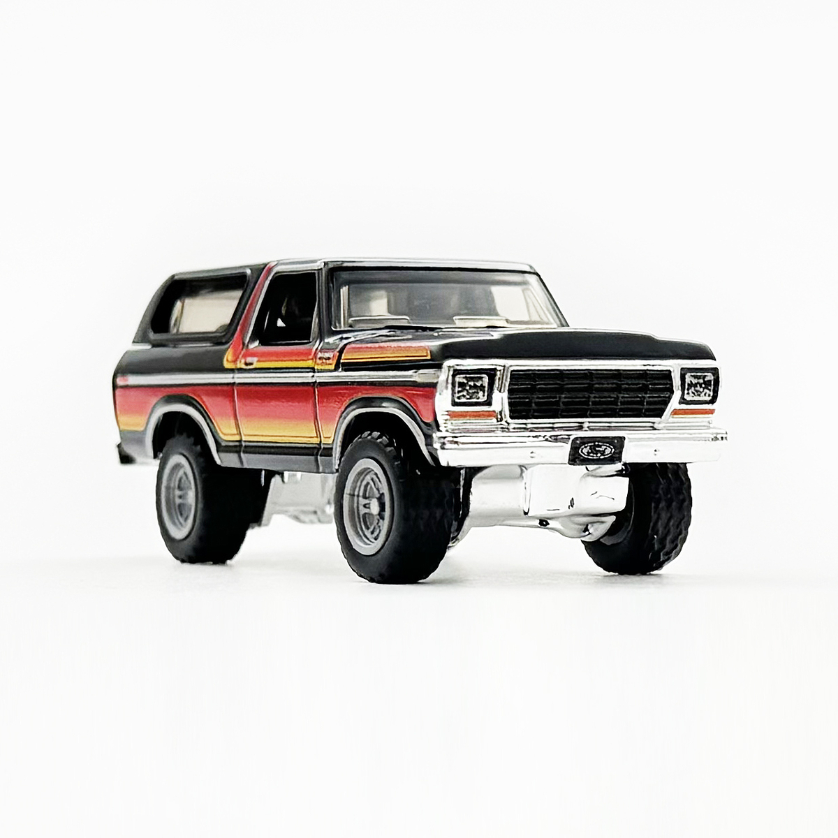 1978 FORD BRONCO - 増えすぎたミニカーに愛を捧ぐ
