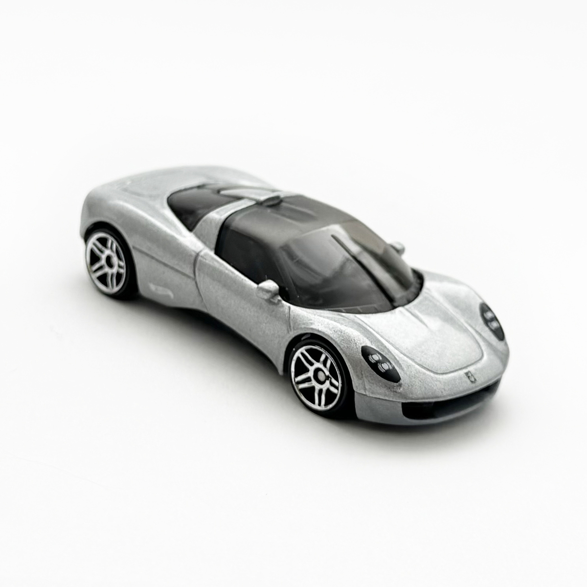 GORDON MURRAY AUTOMOOTIVE T.33 - 増えすぎたミニカーに愛を捧ぐ