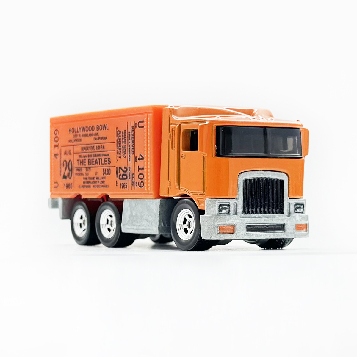 HIWAY HAULER - 増えすぎたミニカーに愛を捧ぐ