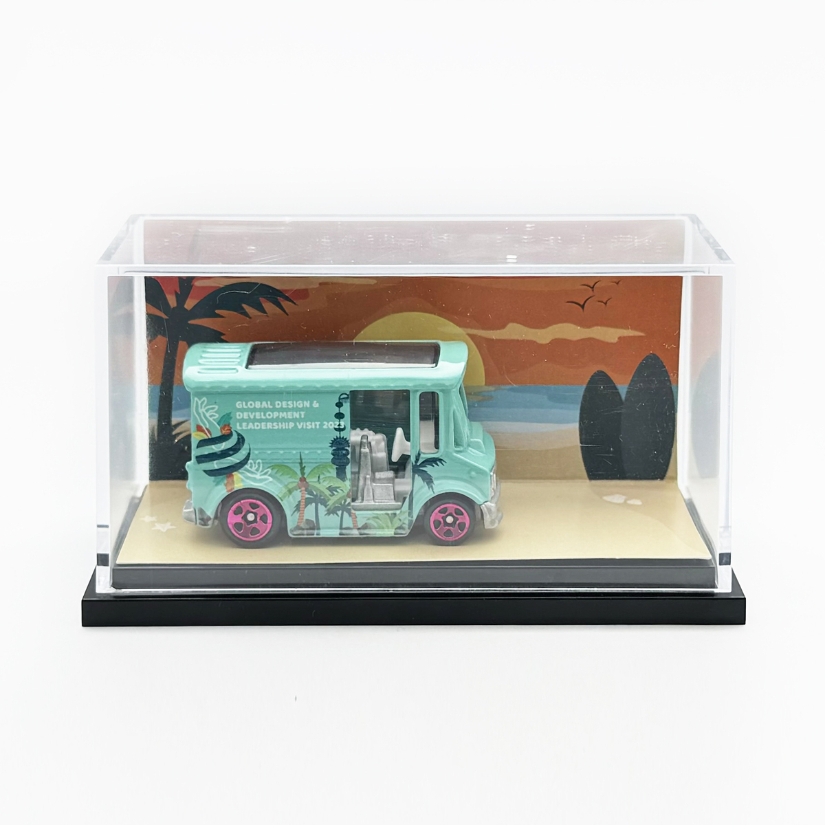 BREAD BOX - 増えすぎたミニカーに愛を捧ぐ