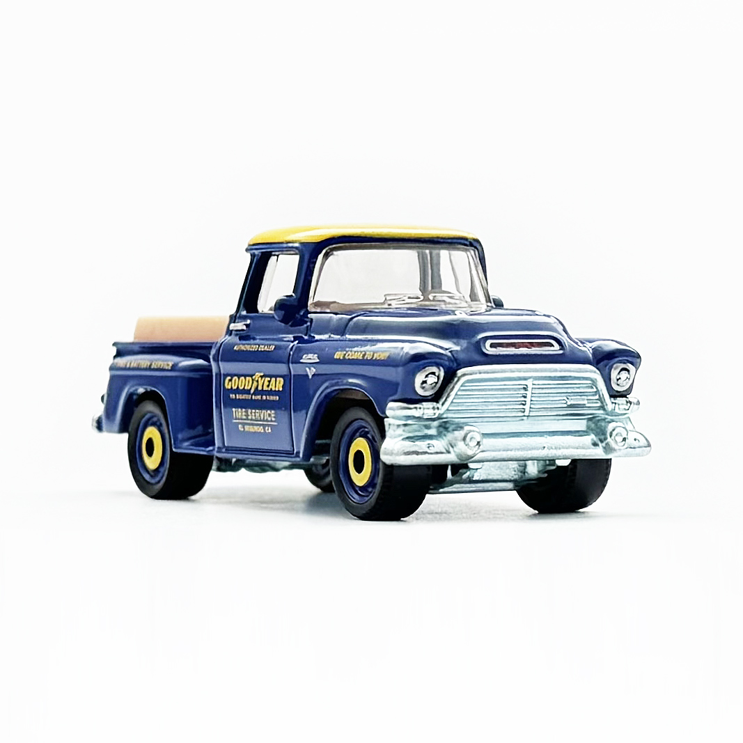 57 GMC STEPSIDE - 増えすぎたミニカーに愛を捧ぐ