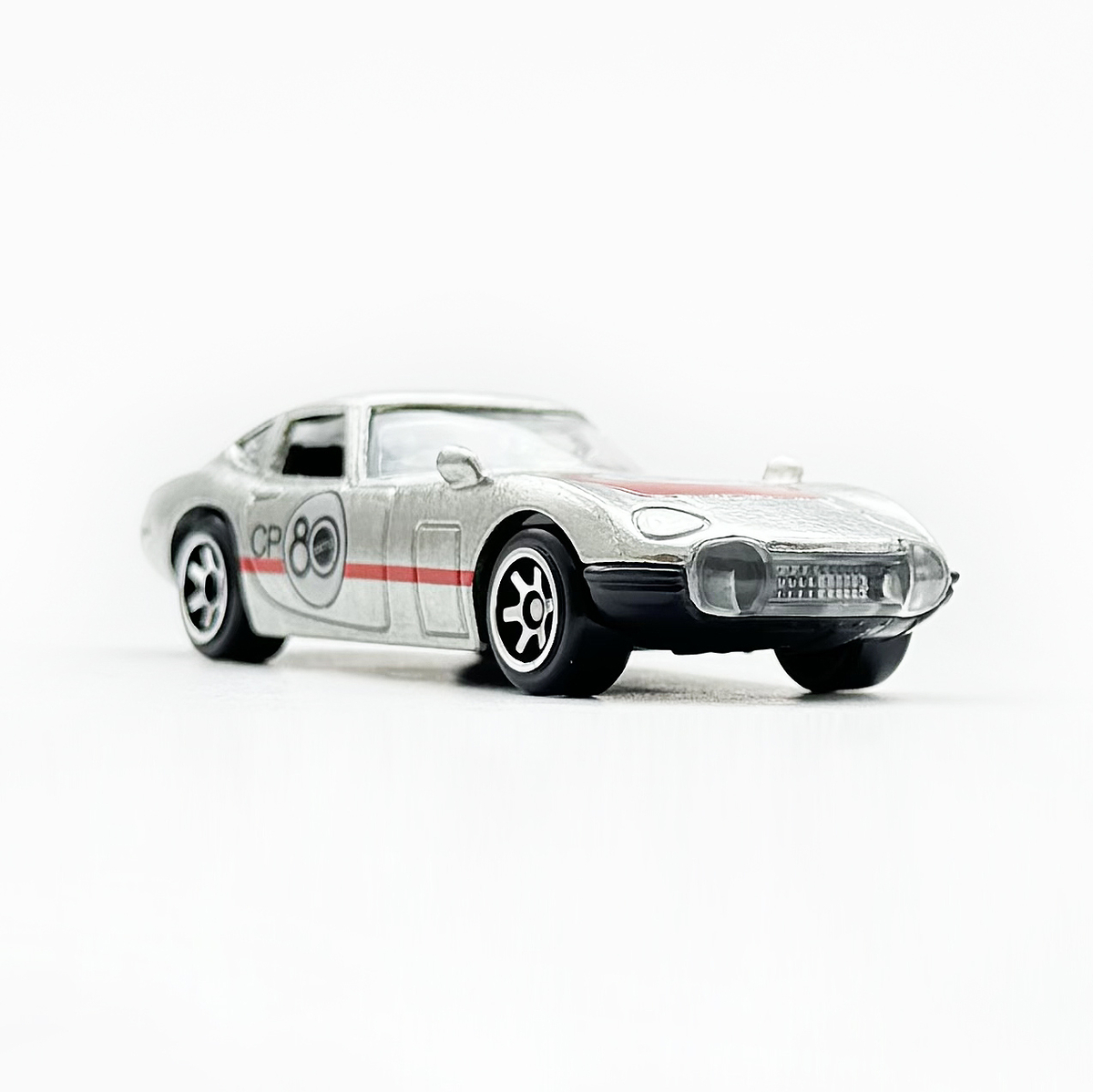 Toyota 2000GT - 増えすぎたミニカーに愛を捧ぐ