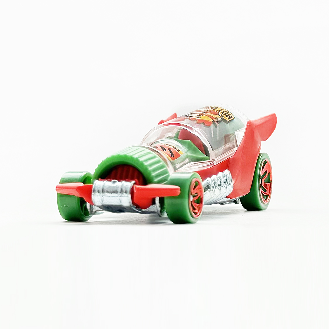 HOT WHEENGS - 増えすぎたミニカーに愛を捧ぐ