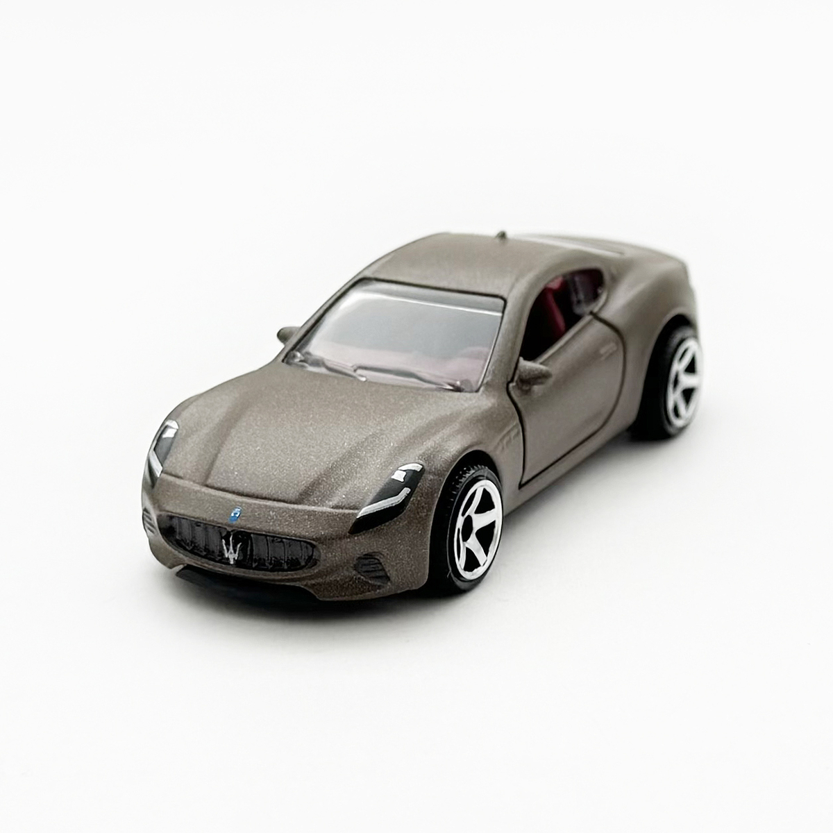 Modèle Réduit 1:64 Maserati GranTurismo MC En Alliage Métal - Noir Mat - Neuf Dans Sa Boîte