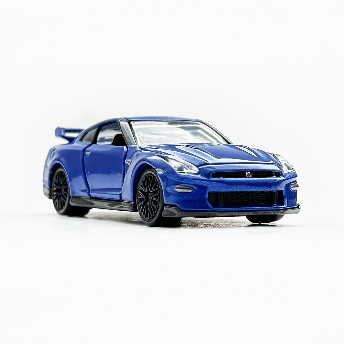 NISSAN GT-R (2025) - 増えすぎたミニカーに愛を捧ぐ