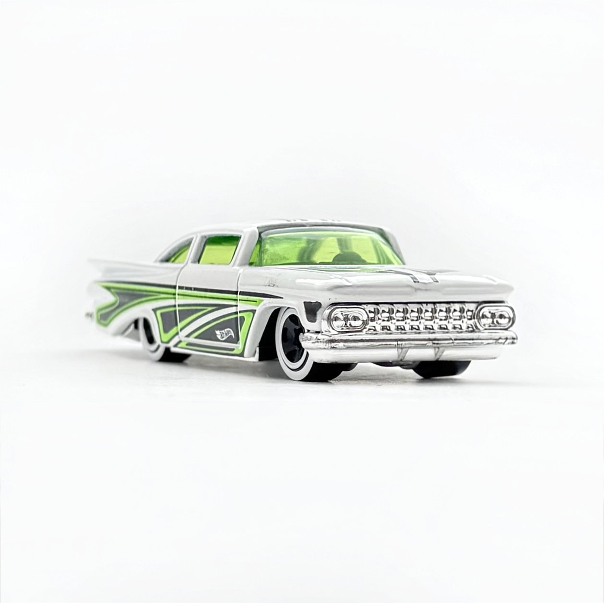 59 CHEVY IMPALA - 増えすぎたミニカーに愛を捧ぐ
