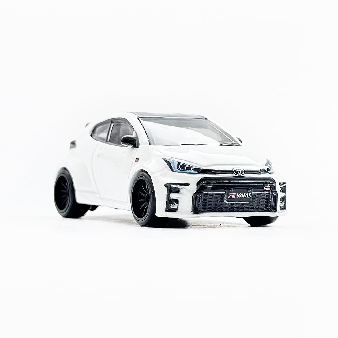 TOYOTA GR YARIS - 増えすぎたミニカーに愛を捧ぐ