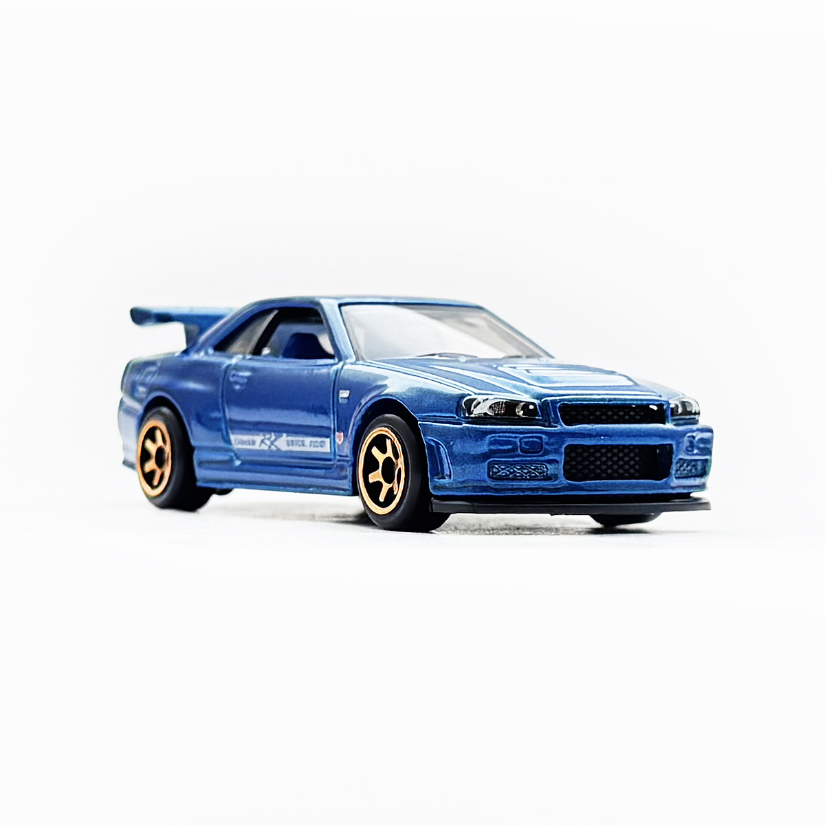 NISSAN SKYLINE GT-R [BNR34] - 増えすぎたミニカーに愛を捧ぐ