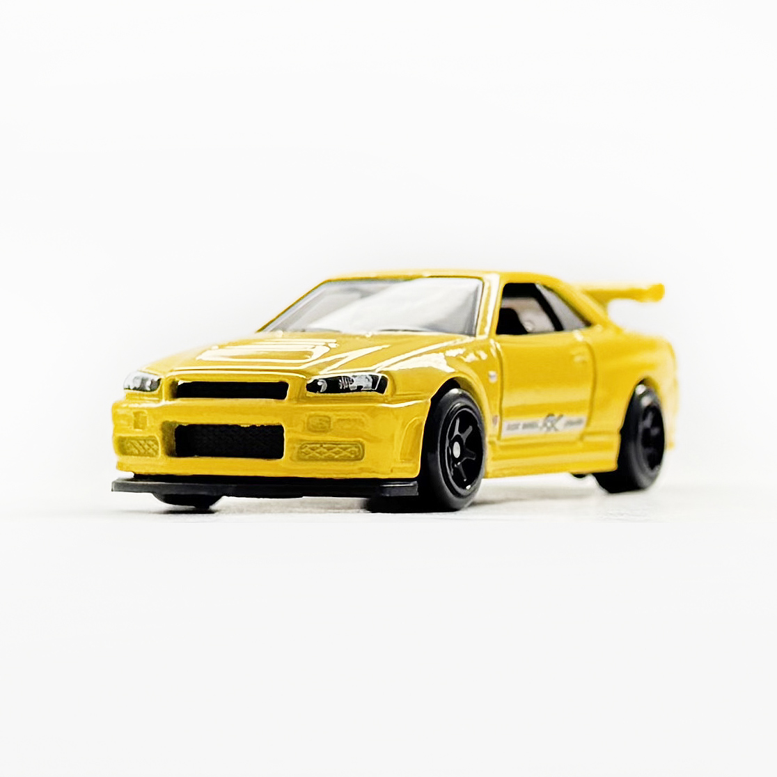 NISSAN SKYLINE GT-R [BNR34] - 増えすぎたミニカーに愛を捧ぐ