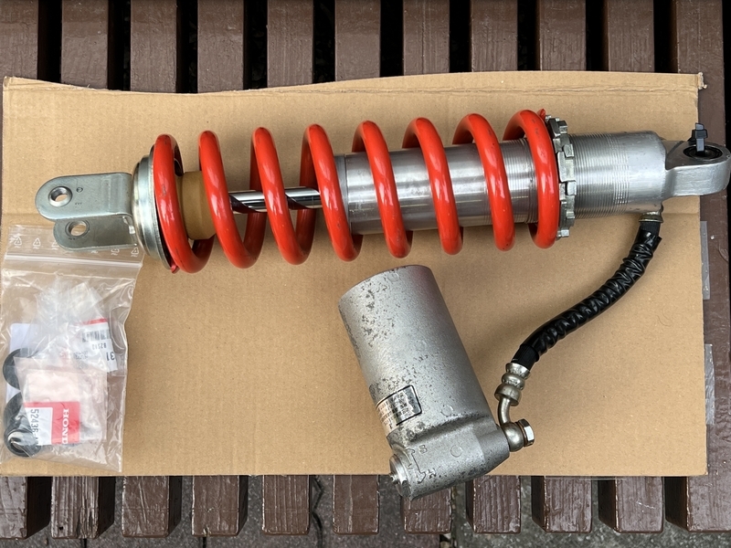 CRM250R レストア日記 “シーズン2”【その4】 - 内田輪店