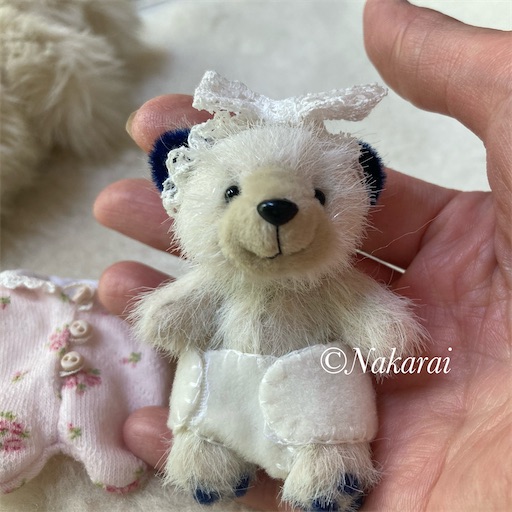 小さなふわふわ ベア ちゃん 作家 テディベア 小さなふわふわ ベア ちゃん 作家 テディベア WHAT A WONDERFUL