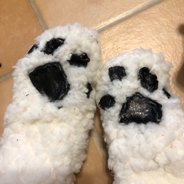 犬の肉球本革でつくってみた