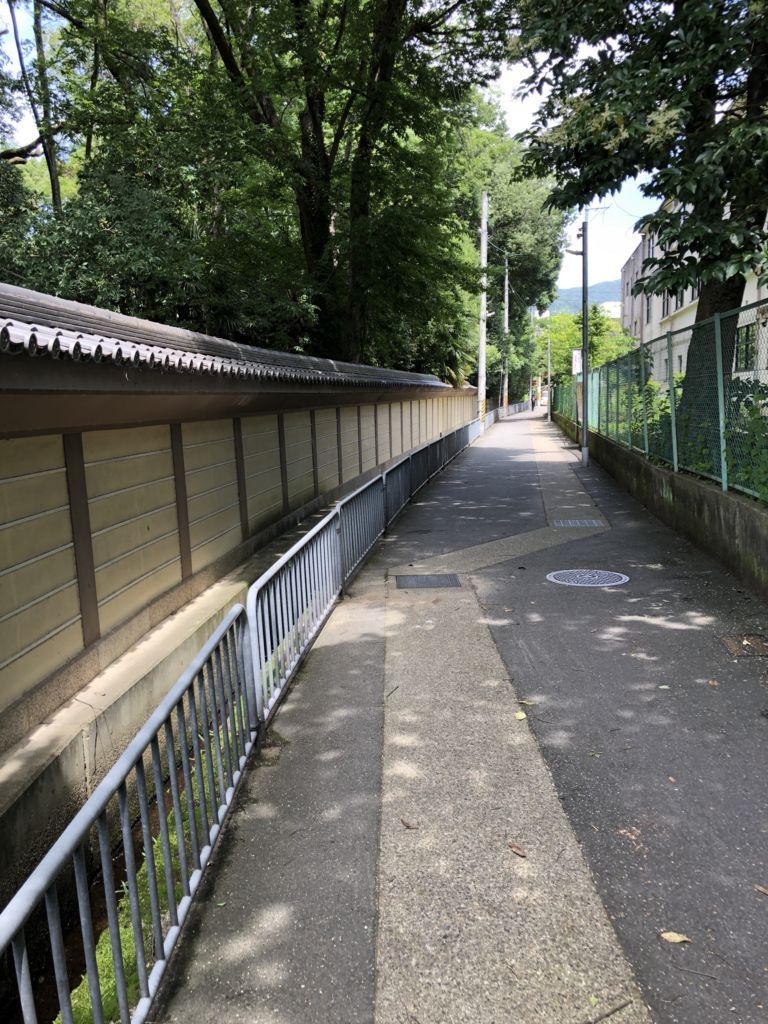 f:id:futon345:20180703220811j:plain f:id:futon345:20180703220811j:plain
