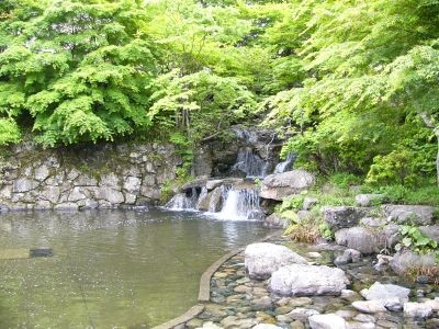宮城県美術館・北庭