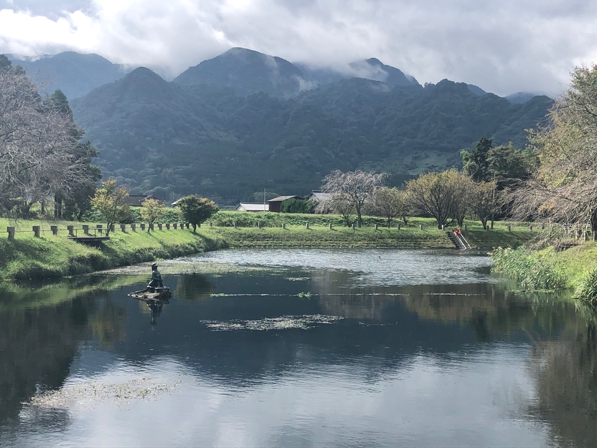 f:id:futuretrippers:20191008102415j:plain f:id:futuretrippers:20191008102415j:plain