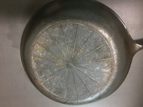 魔法のフライパン 28cm 取扱説明書付き 錦見鋳造 魔法のフライパン 28cm （取説付き） 魔法のフライパン 商品