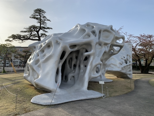青森】2日目-3 十和田市現代美術館は周辺もアート&お土産編