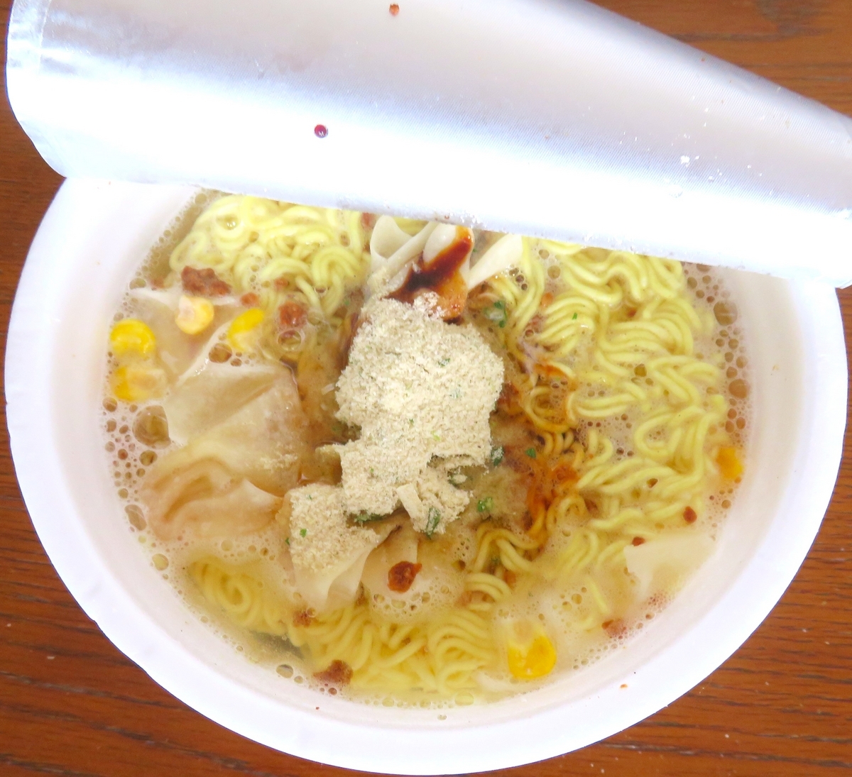 ごつ盛りラーメン ワンタン醤油ラーメン 楽天市場】ごつ盛り ワンタン 醤油ラーメン 1ケース（12個入