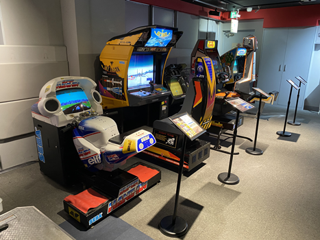 レトロ ゲーム台 2台  ジャンク sddefault.jpg