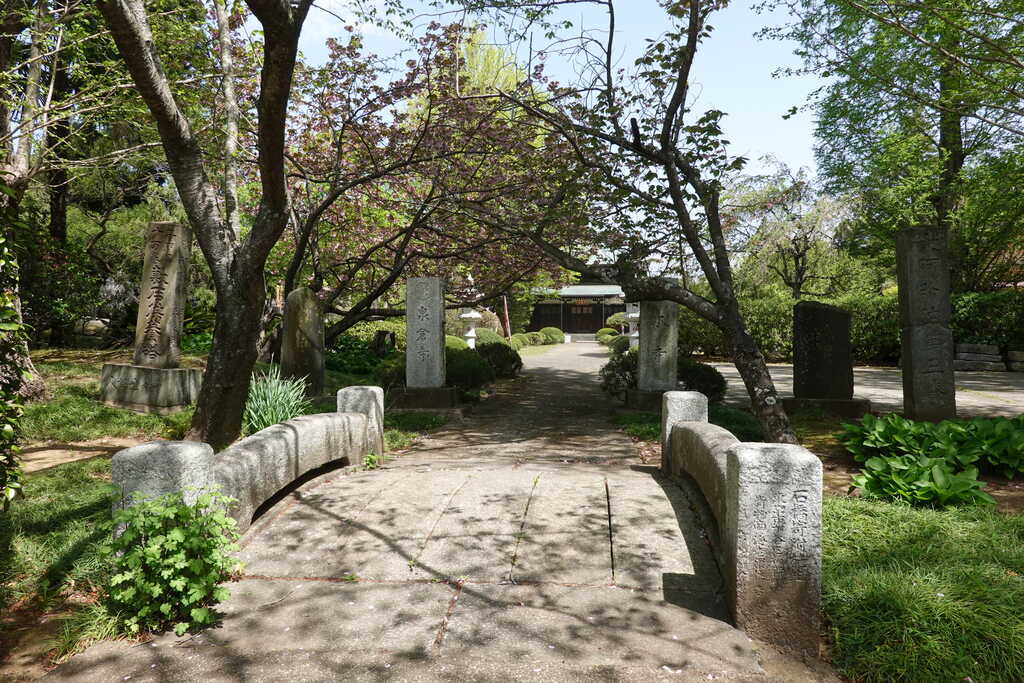 小倉・和泉泉倉寺の石橋