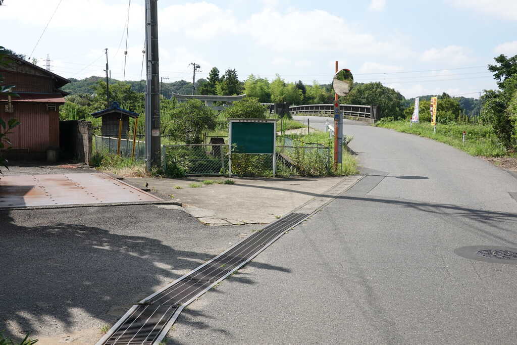亀成水神橋・厳島神社前