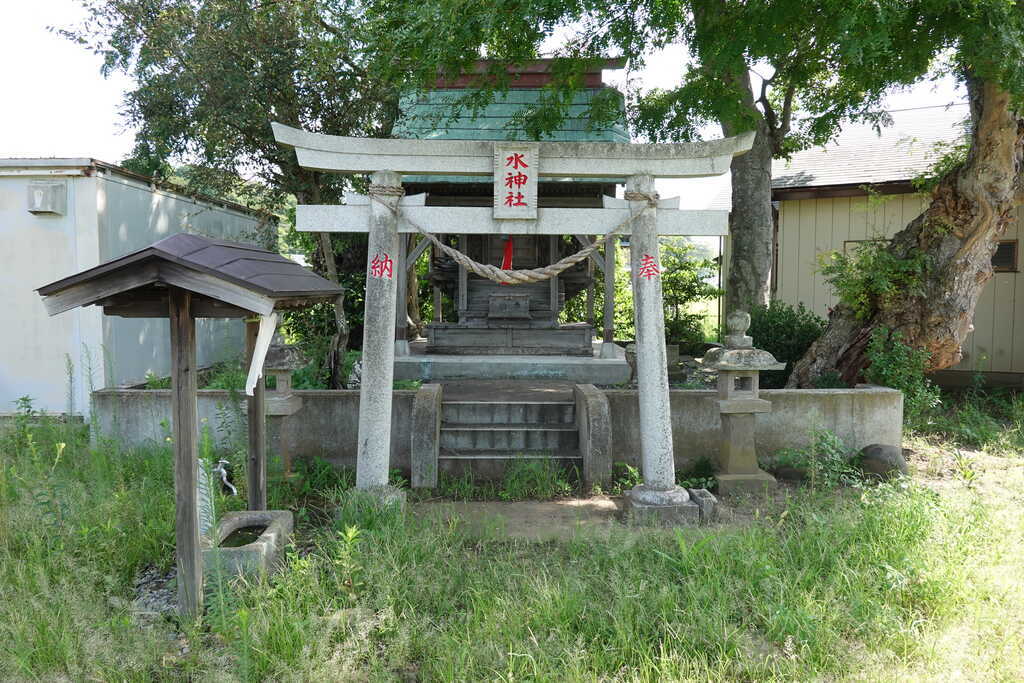 亀成水神社鳥居