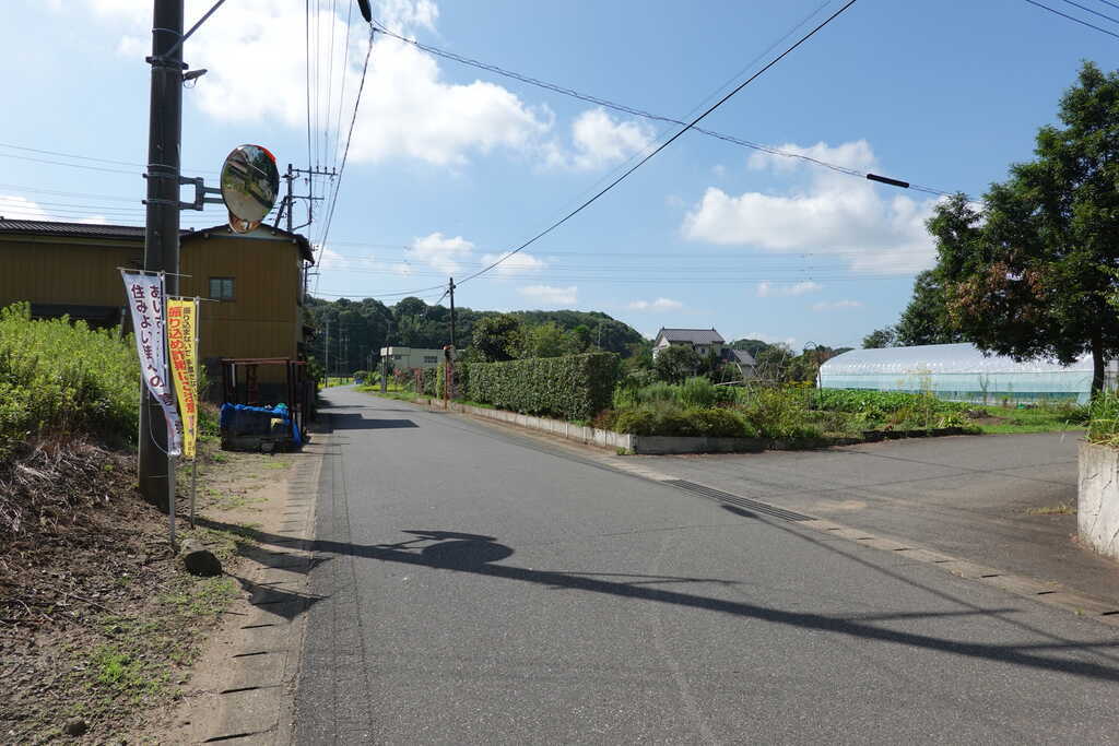印西市亀成・和泉の三叉路